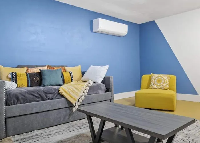 Holiday home Just Listed Modern Classy 4 Bdrm Heart Of Oldtown Scottsdale