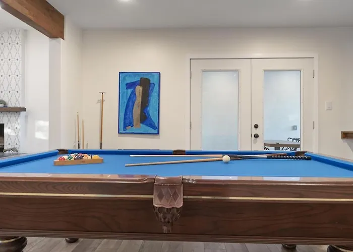 Just Listed Modern Classy 4 Bdrm Heart Of Oldtown Holiday home Scottsdale